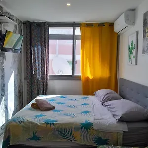 Little Ferry - 3rd Floor No Elevator Apartment